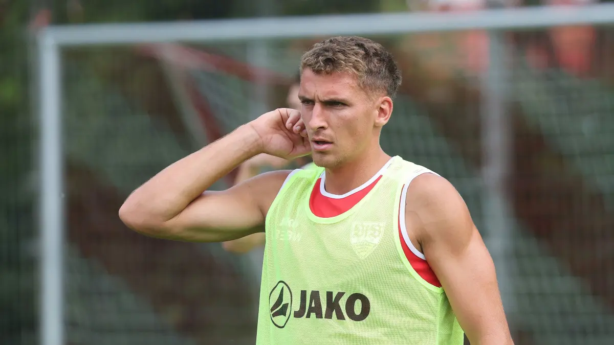 Training VfB Stuttgart : BAU // Stuttgart , Fußball Training VfB Stuttgart , Grischa Prömel