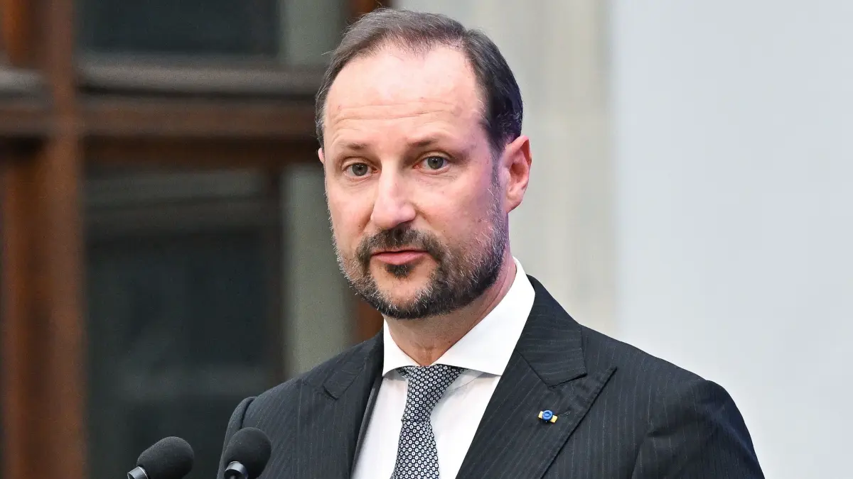 Haakon ist der neue König von Norwegen. Was ist über ihn bekannt?