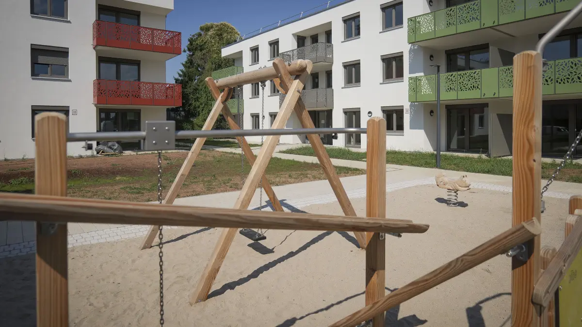 Pattonville - Ende eines umstrittenen Bauprojekts in Pattonville: Nach erfolgreicher Fertigstellung der Wohnhäuser in der Arkansasstrasse findet die offizielle Übergabe statt.