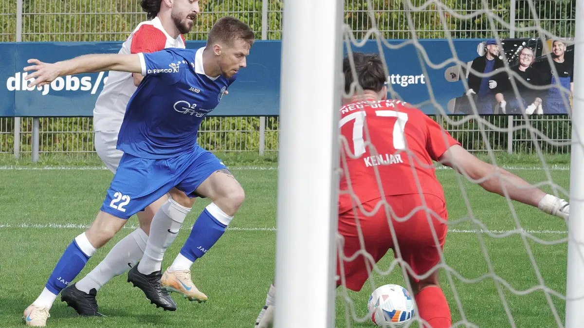 Fußball, Fussball, Verbandsliga, Calcio Leinfelden-Echterdingen - Türk Spor Neu-Ulm: Fußball, Fussball, Verbandsliga, Calcio LE, Calcio Leinfelden-Echterdingen - Türkspor Neu-Ulm
Nr.22 (C): Oleh Stepanenko - blau
Fotograf: Günter E. Bergmann - Photography
Aufnahmedatum: 29.08.2026