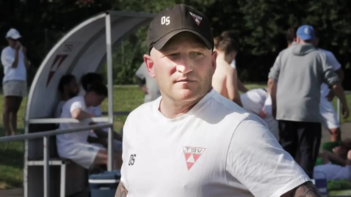 Der Trainer Oliver Stierle und seine Mannschaft müssen die nächste Enttäuschung verdauen