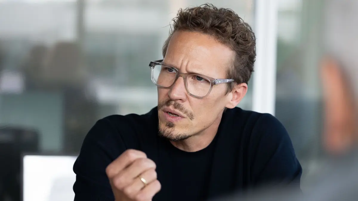 Interview mit Mercedes-Vertriebsvorstand Mathias Geisen und Digitalchefin Christina Schenck.: Mercedes Benz Interview