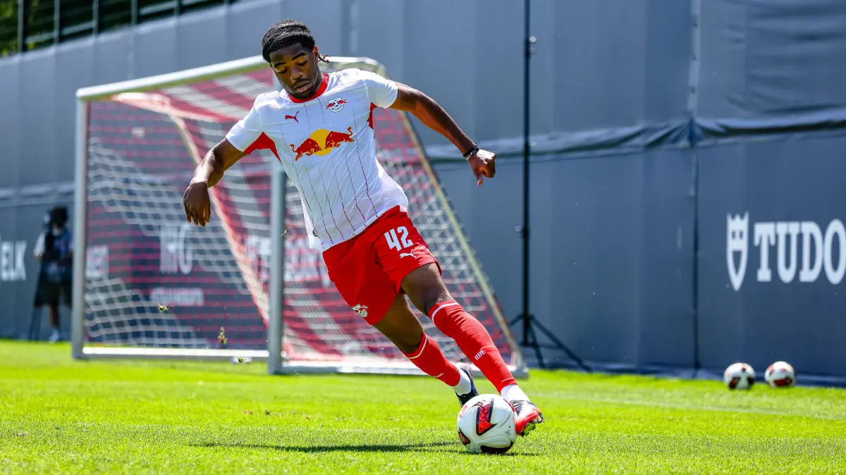 VfB Stuttgart Transfermarkt: Joyeux Masanka Bungi wechselt zum VfB II