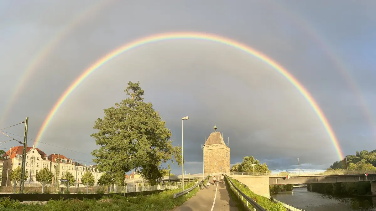Regenbogen über Esslingen