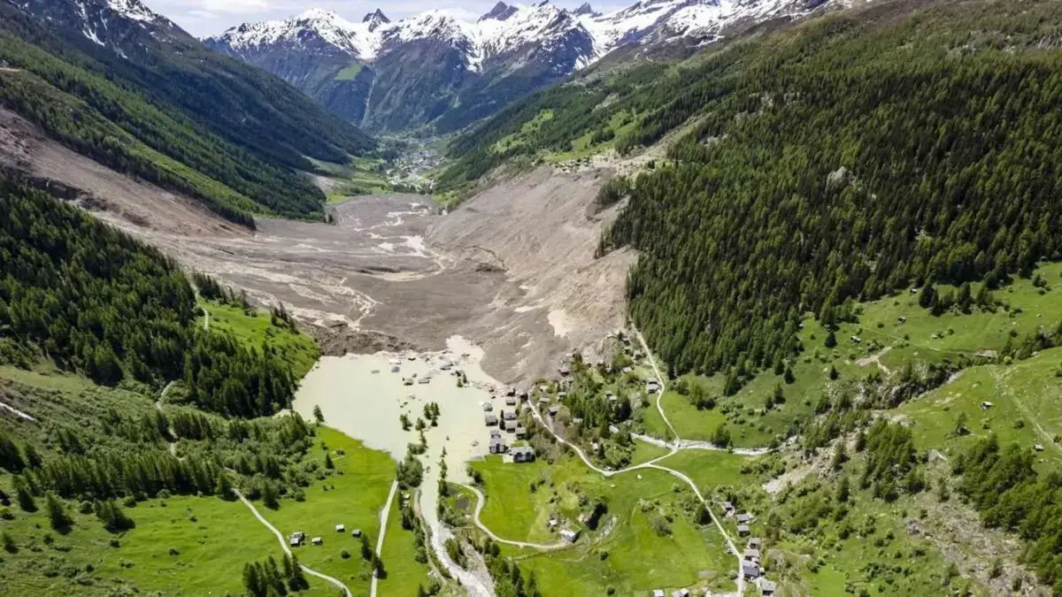Das Bergdorf Blatten im schweizerischen Kanton Wallis existiert nach einem Bergsturz nicht mehr.