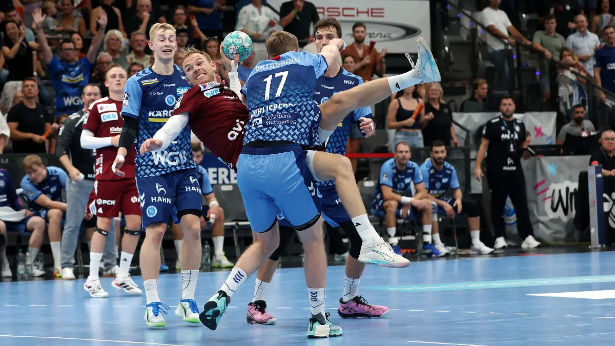 Handball TVB Stuttgart vs. Füchse Berlin: 2026.09.06, Deutschland, Stuttgart, Handball TVB Stuttgart vs. Füchse Berlin, v.l. Torben Matzken TVB, Mathias Gidsel Berlin, Samuel Röthlisberger TVB *** September 6, 2026, Germany, Stuttgart, Handball: TVB Stuttgart vs. Füchse Berlin from left: Torben Matzken TVB, Mathias Gidsel Berlin, Samuel Röthlisberger TVB