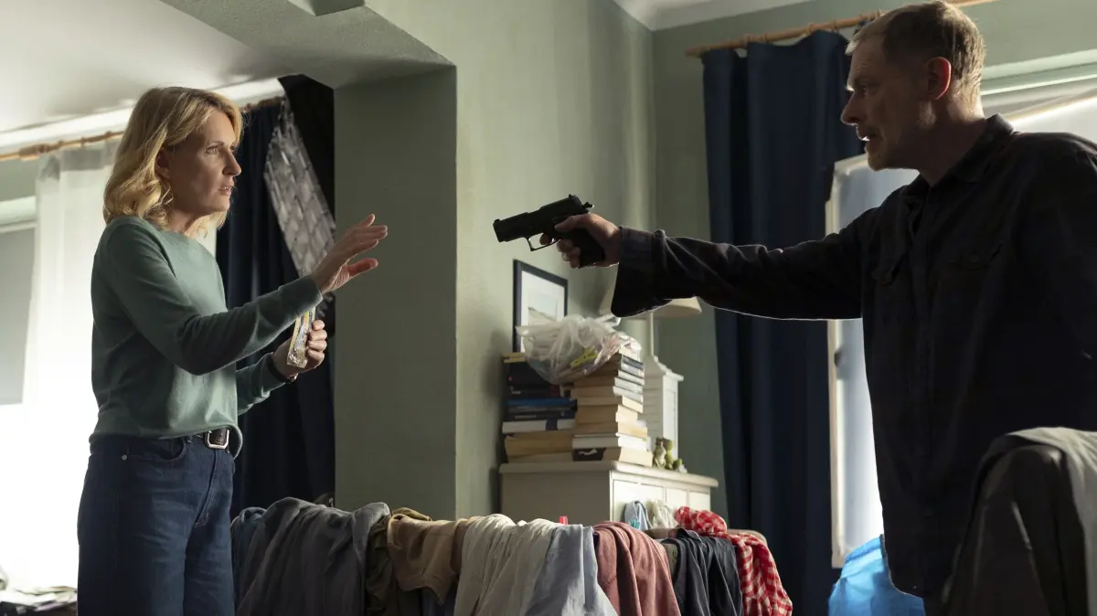 Am 13. September 2026 ermittelt Kommissarin Charlotte Lindholm (Maria Furtwängler) im „Tatort: König in Gelb“ im Ersten.