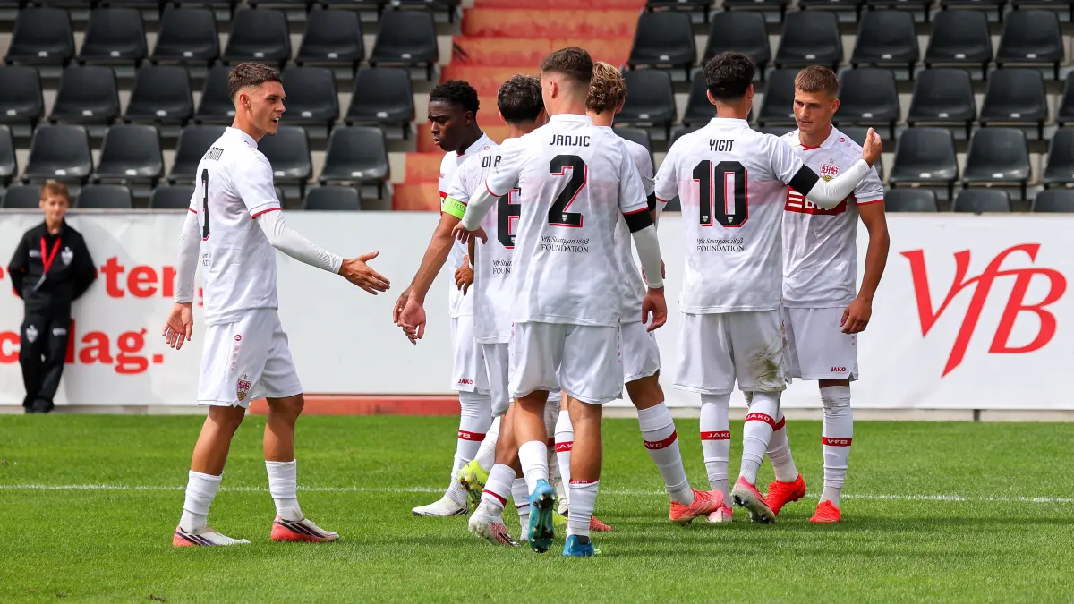 Impressionen vom Spiel der VfB-U19 gegen Viking