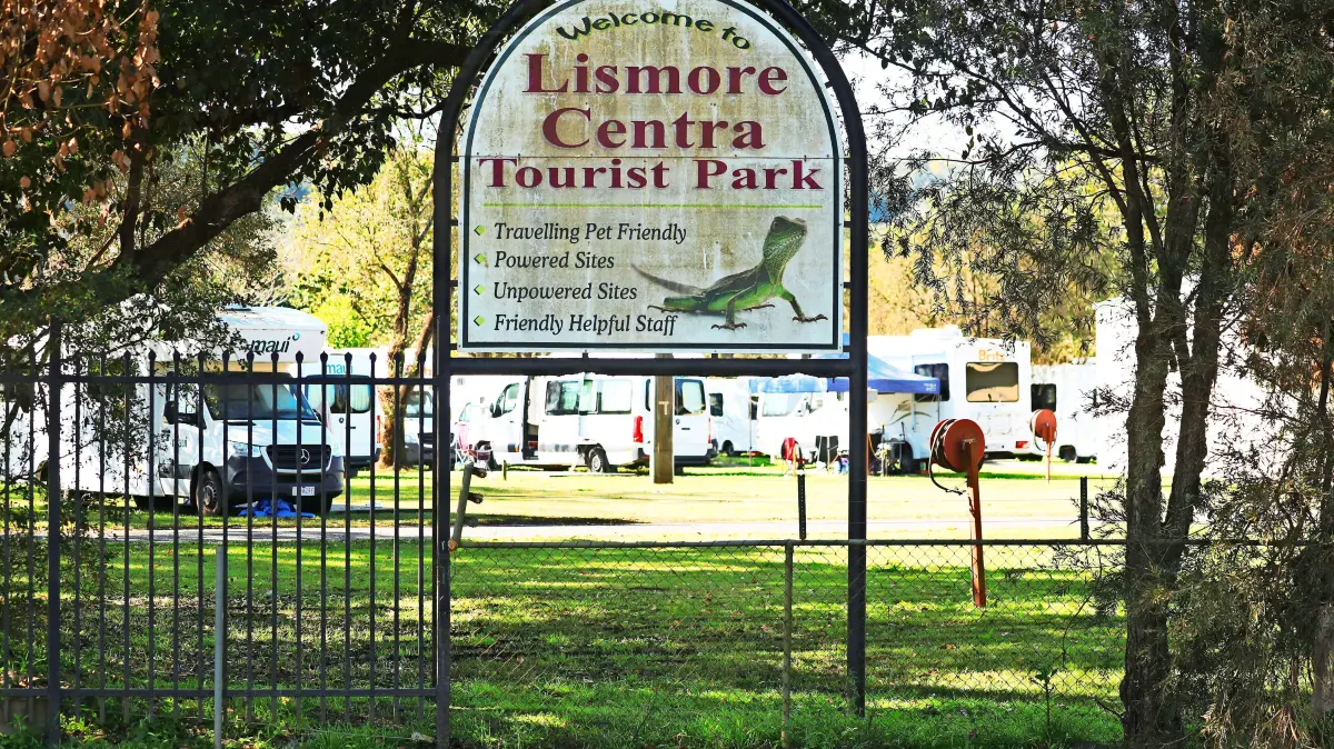 SIMONE STROBEL POLICE PRESSER, General view of The Lismore Centra Tourist Park where German backpacker Simone Strobel was staying the night she was killed in Lismore, NSW, Thursday , July 28, 2022. A man has been extradited from Western Australia and charged with murder following an investigation into the homicide of German backpacker Simone Strobel, on the Far North Coast more than 15 years ago. ACHTUNG: NUR REDAKTIONELLE NUTZUNG, KEINE ARCHIVIERUNG UND KEINE BUCHNUTZUNG LISMORE NSW AUSTRALIA PUBLICATIONxINxGERxSUIxAUTxONLY Copyright: xJASONxO BRIENx 20220728001683937987