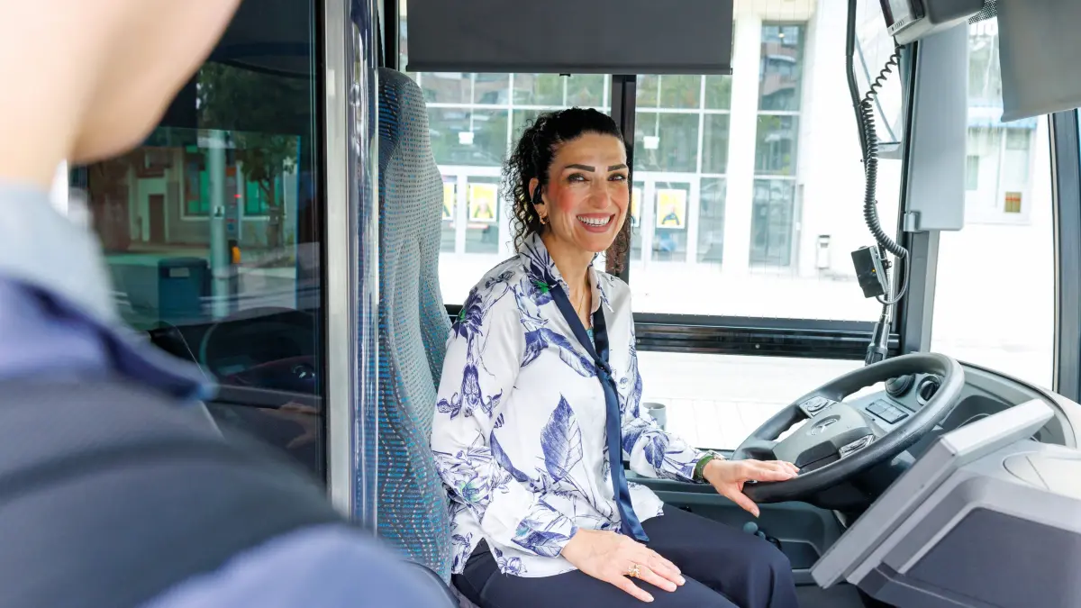 Busfahrerin des Jahres 2026: Sindelfingen, Busfahrerin, Bus Verkehrsmittel, öffentliche Verkehrsmittel, Pflieger, Anwer Ahmed,