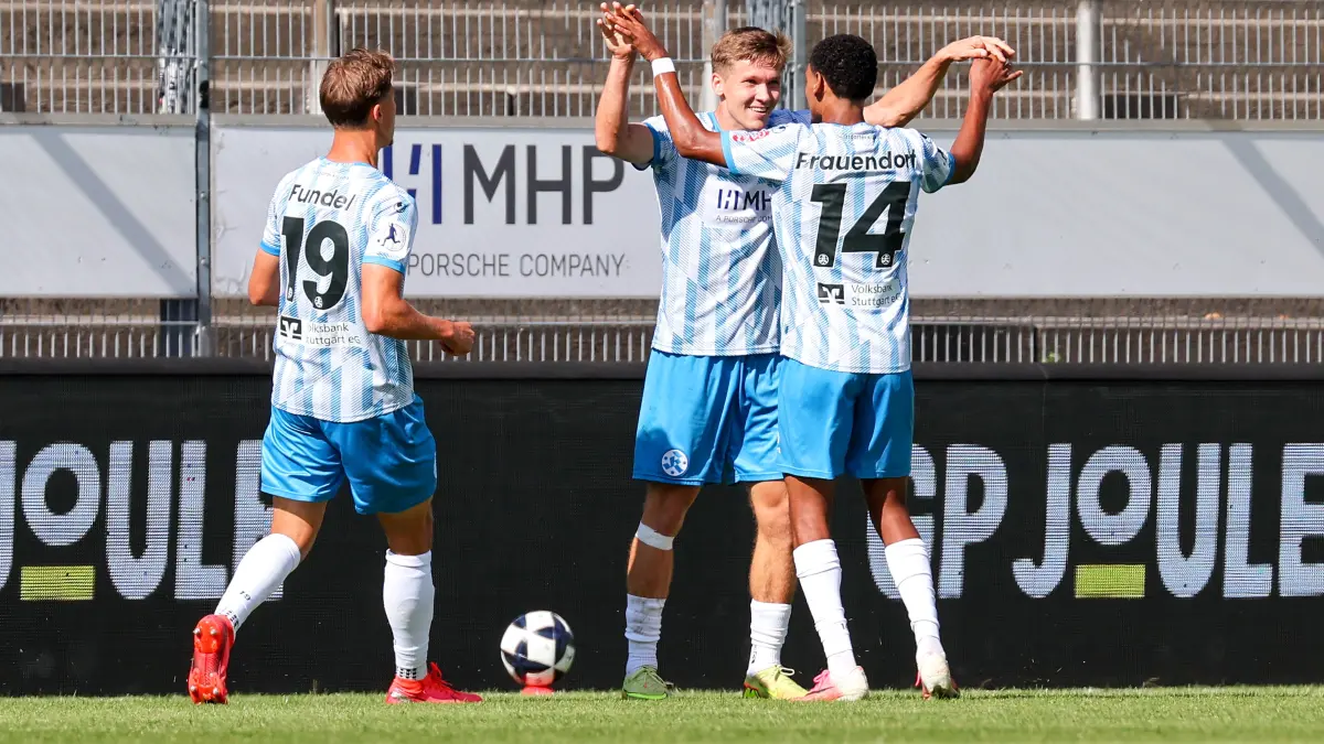BAU // 05.09.2026, Deutschland, Stuttgart, Fussball, Regionalliga Südwest,
SV Stuttgarter Kickers vs. SG Barockstadt Fulda-Lehnerz, Jubel nach dem 2:1 Tor, Torschütze Sebastian Müller (Kickers)