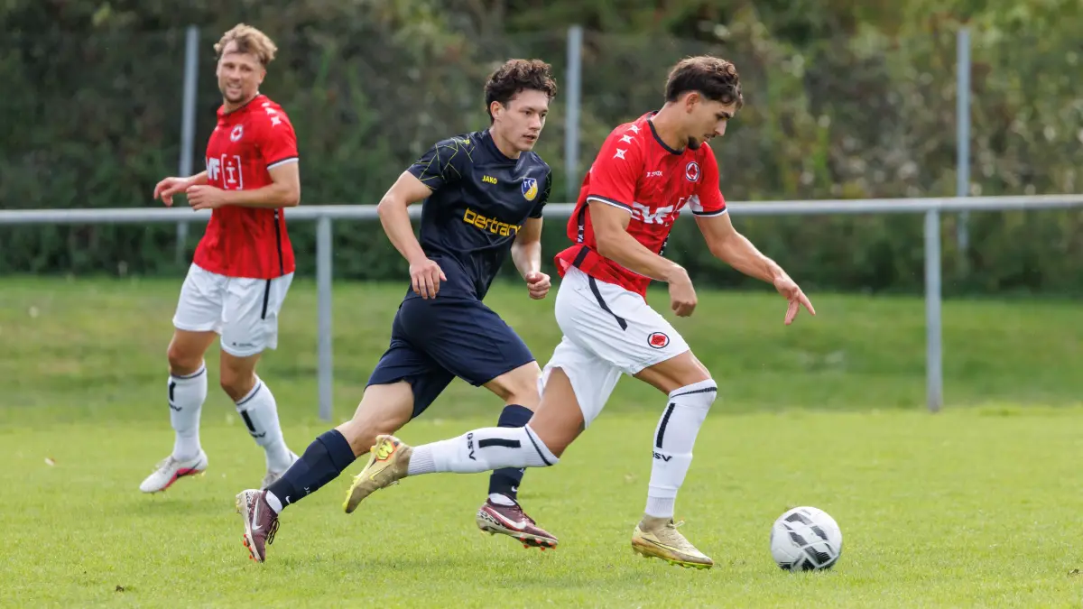TSV Ehningen - 1.Göppinger SV: Ehningen, Verbandsliga, TSV Ehningen gegen 1.Göppinger SV, 16 Lion Janzen