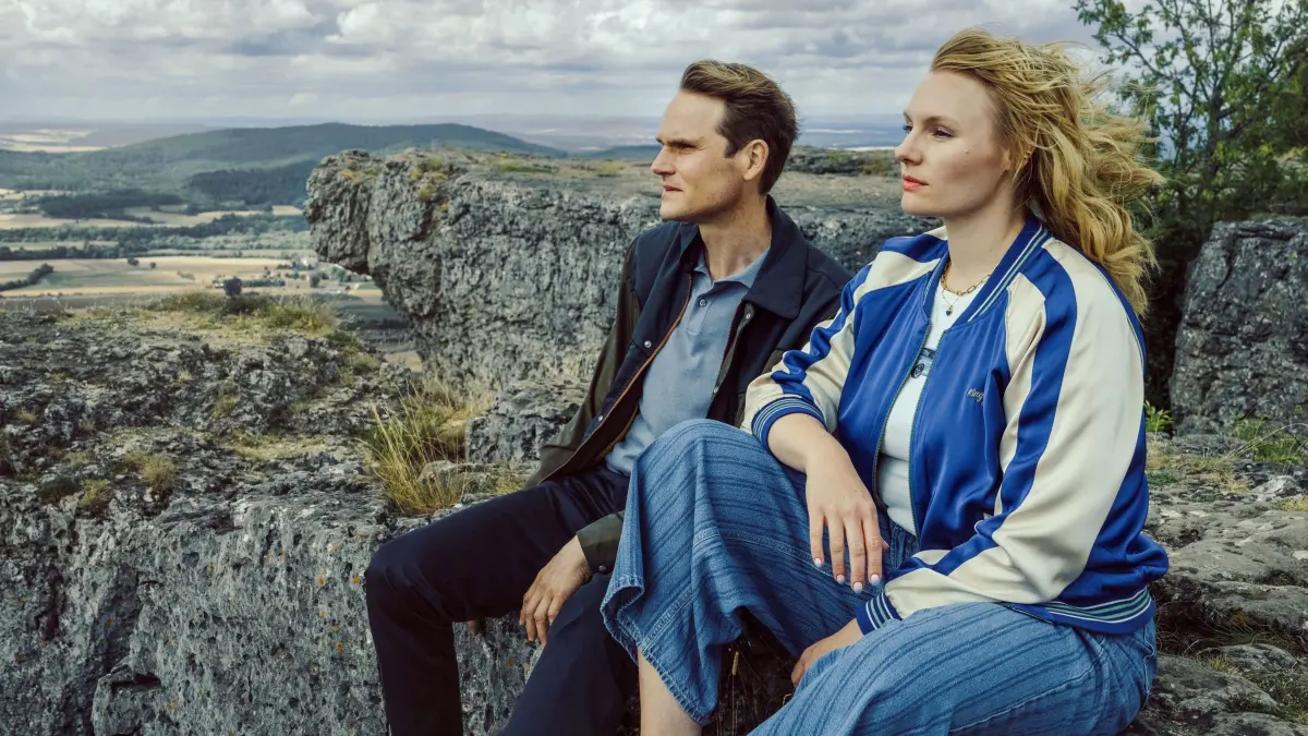 Das neue Team im Tatort Franken nimmt die Ermittlungen auf: Rosalie Thomass und Fabian Hinrichs in „Gottesgarten“