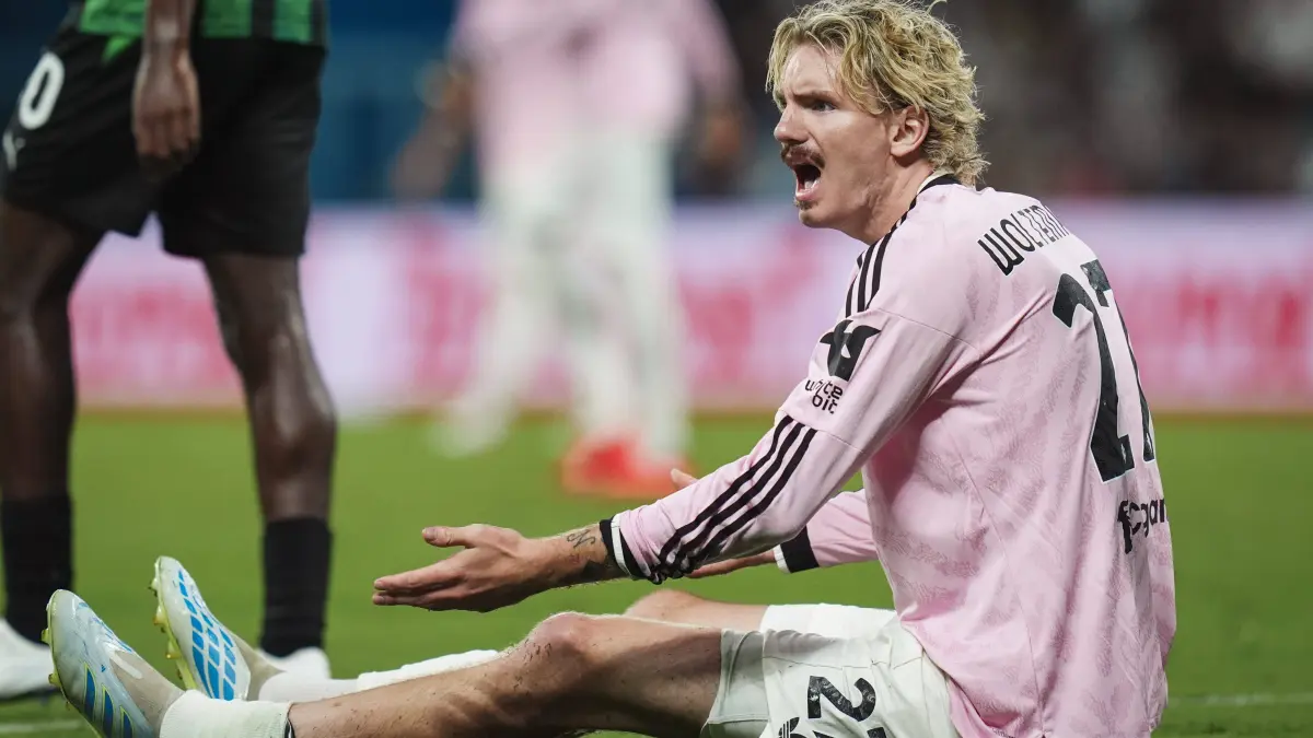 Sassuolo vs Juventus - Serie A Enilive 2026/2027: Juventuss Nick Woltemade reacts after missing a scoring chance during the Serie A soccer match between Sassuolo and Juventus at the Mapei Stadium in Reggio Emilia, north Italy - Sunday, September 13, 2026 - PUBLICATIONxNOTxINxITAxFRAxCHN Copyright: xMassimoxPaolone/LaPressex