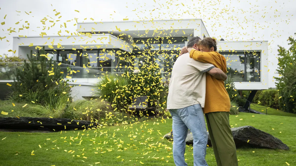Das Ehepaar Nagel aus Ostfildern freut sich über den Gewinn einer Villa.