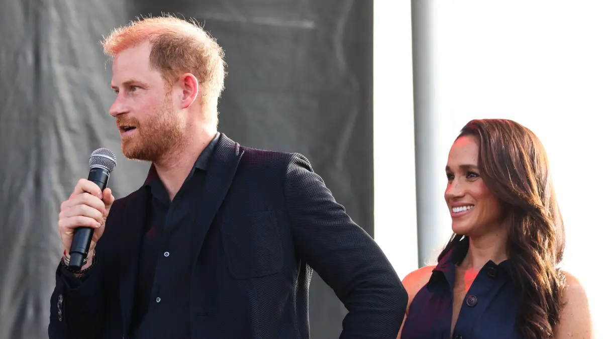 Nach mehreren Jahren in Kalifornien leben Prinz Harry und Herzogin Meghan mit ihren Kindern seit August 2026 wieder in Großbritannien.