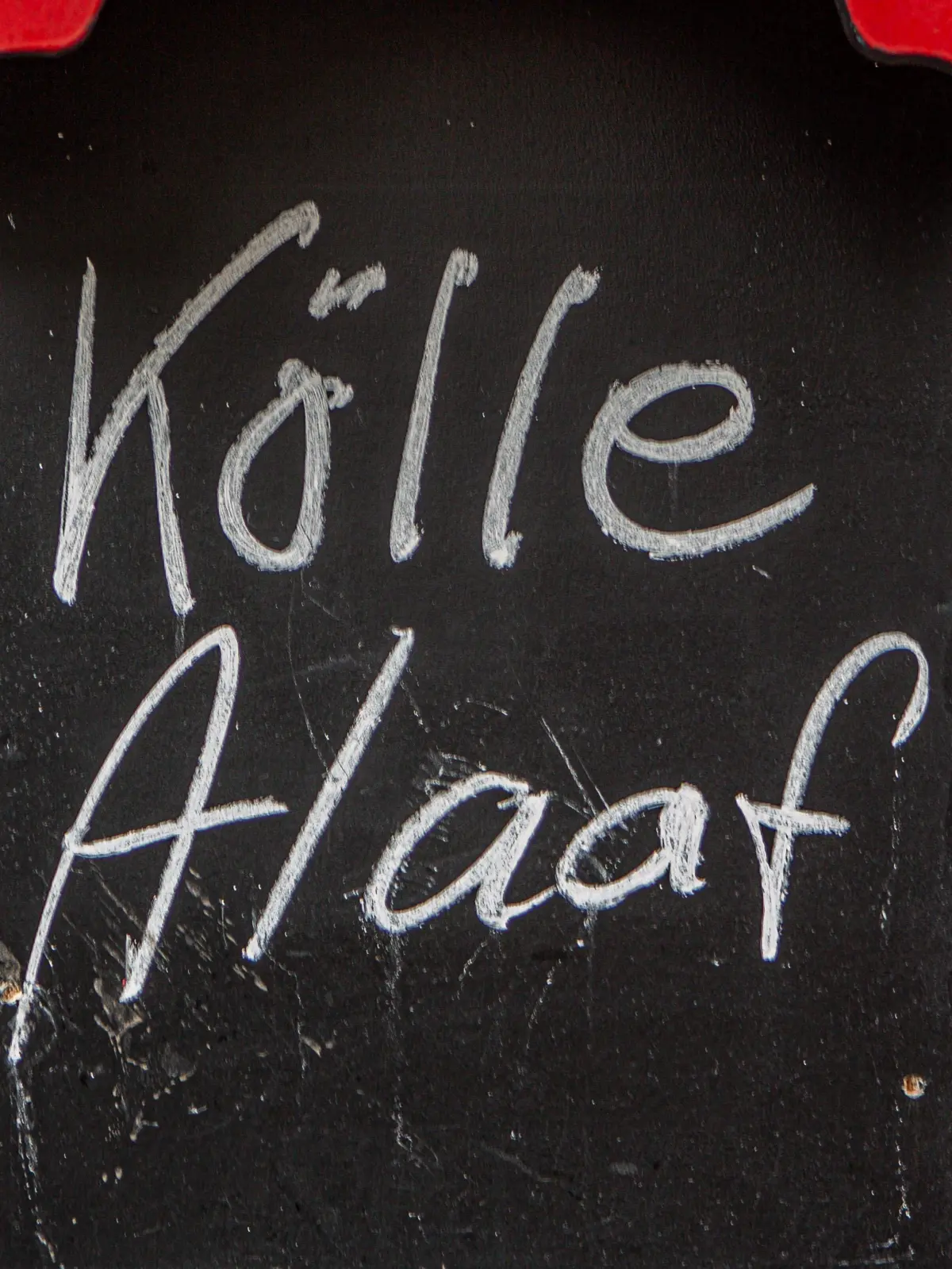 "Kölle Alaaf" ist ein Ausruf der in der Karnevalszeit von den Kölner Jecken und Narren gerufen wird. Er bedeutet so viel wie „Köln allein!" oder „Köln vor allen anderen".