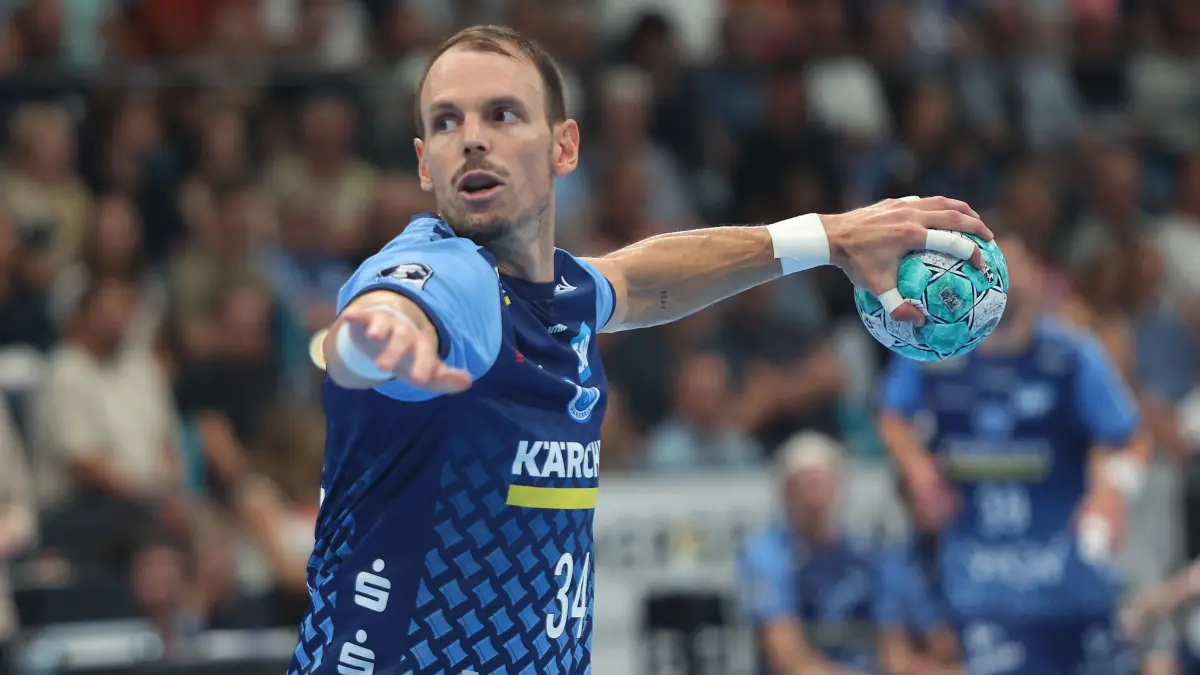 BAU // Stuttgart , Handball Opel-HBL , TVB Stuttgart vs. Bergischer HC , Kai Häfner ( TVB )