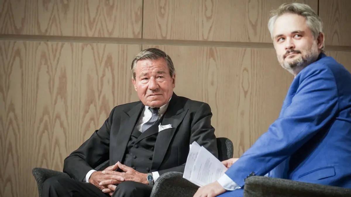 Ex-TrigemaChef Wolfgang Grupp im Gespräch (auf Einladung von Thalia, Osiander und der FAZ): Ex-TrigemaChef Wolfgang Grupp im Gespräch (auf Einladung von Thalia, Osiander und der FAZ)