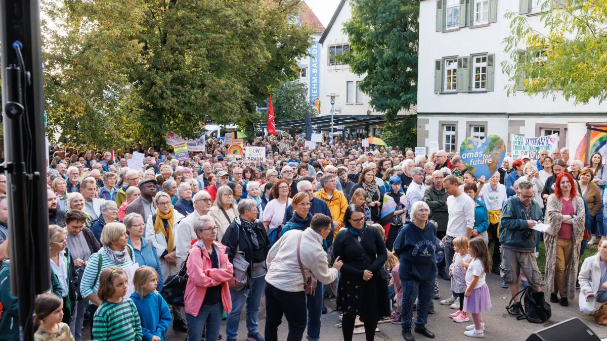 Bündnis buntes Sindelfingen: Maichingen, Kundgebung, Demo, Demonstration, Versammlung, Bündnis, Bündnis buntes Sindelfingen, Vielfalt,