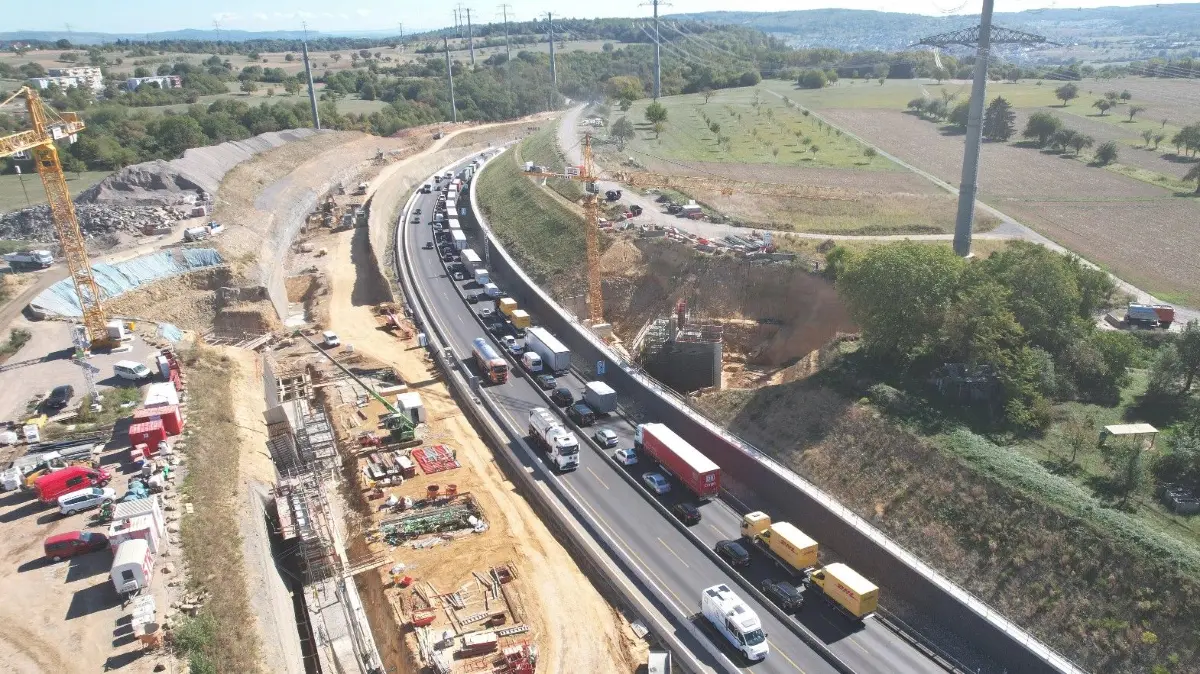 Autobahn A8 Enztalquerung Baustelle Pforzheim