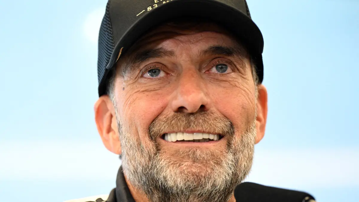 DFB-Pressekonferenz mit Bundestrainer Klopp: 17.09.2026, Hessen, Frankfurt am Main: Fußball, Nationalmannschaft, Pressekonferenz zur Nominierung für die ersten Nations-League-Spiele, Bundestrainer Jürgen Klopp sitzt auf dem Podium. Foto: Boris Roessler/dpa +++ dpa-Bildfunk +++