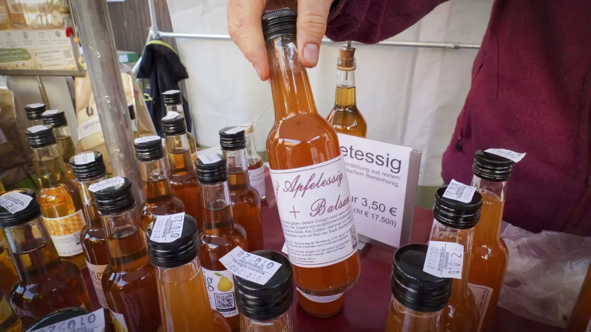 Bauernmarkt: Weilderstadt Weil der Stadt - Bauernmarkt im Spitalhof