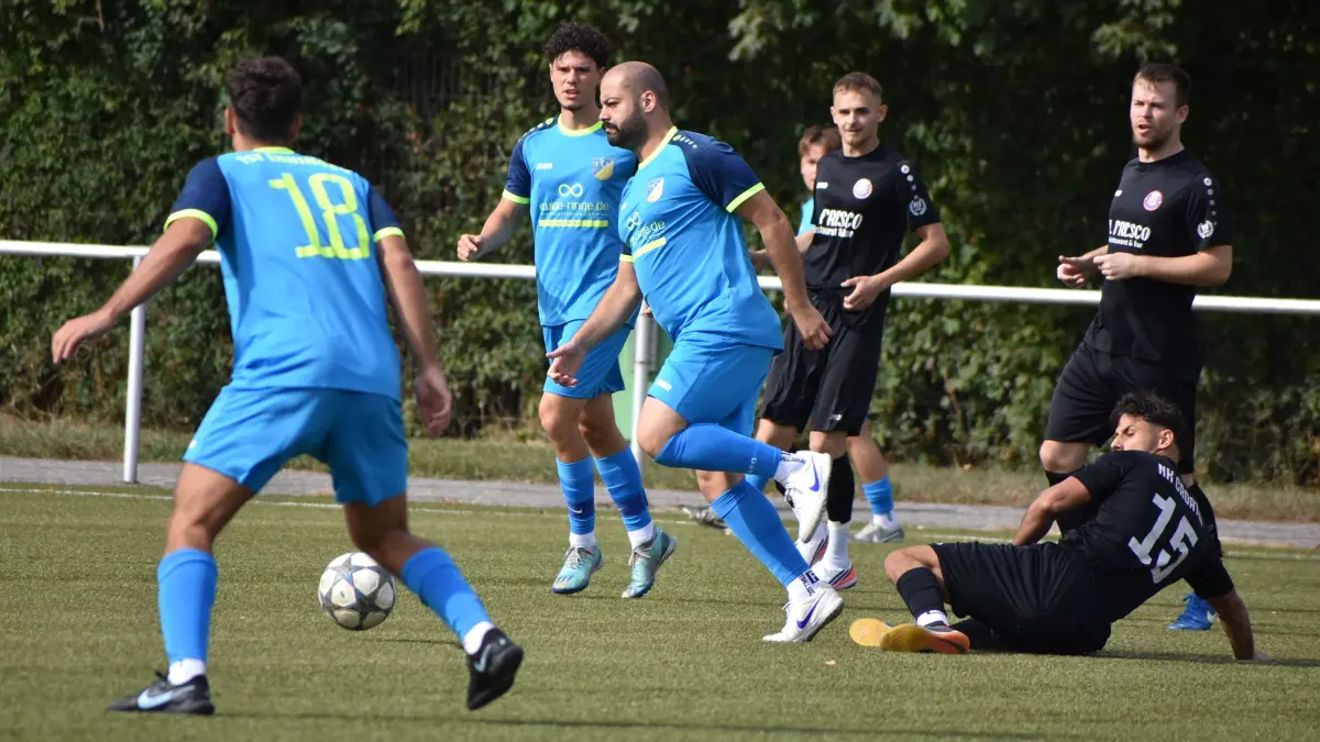 Stuttgart/Böblingen District League B, Group VII: After a yellow-red card ...