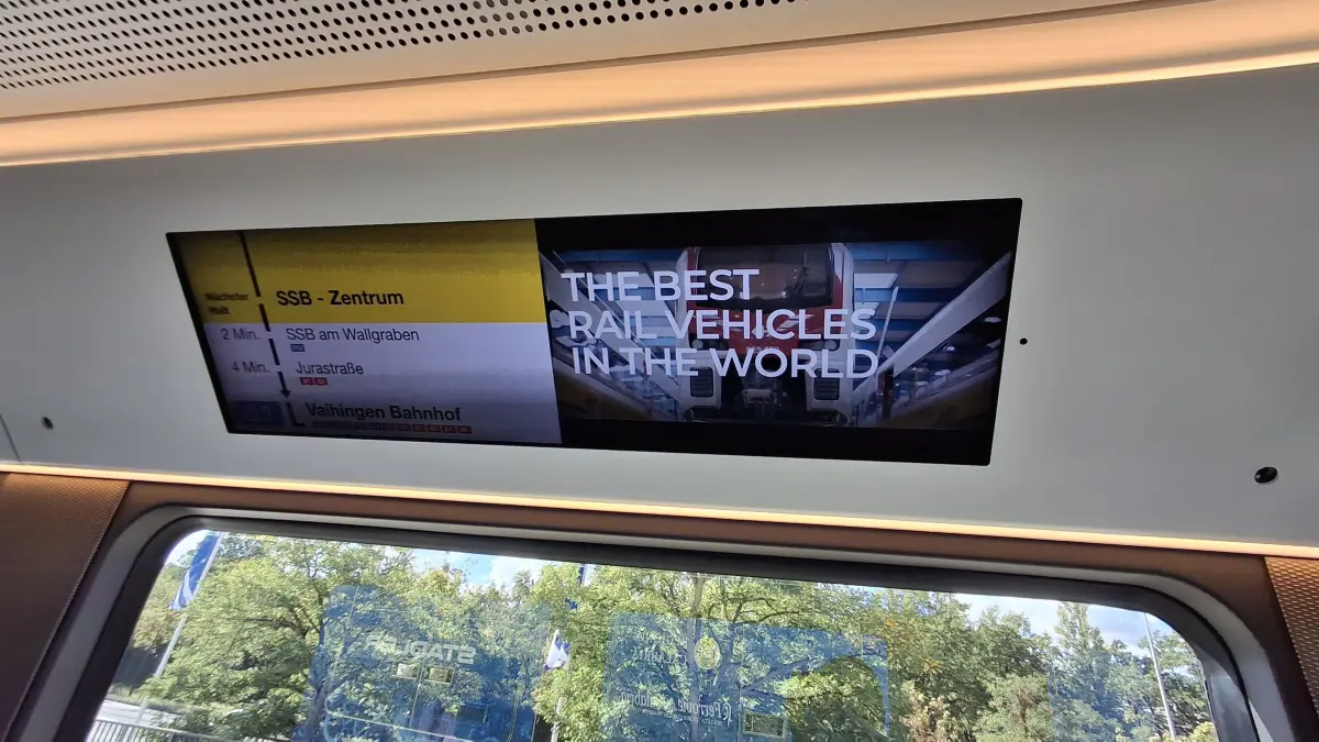 Die neue Stadtbahn für Stuttgart vom Typ S-DT8.16 wird von den Stuttgarter Straßenbahnen SSB und dem Hersteller Stadler auf der Fachmesse Innotrans in Berlin der Öffentlichkeit vorgestellt