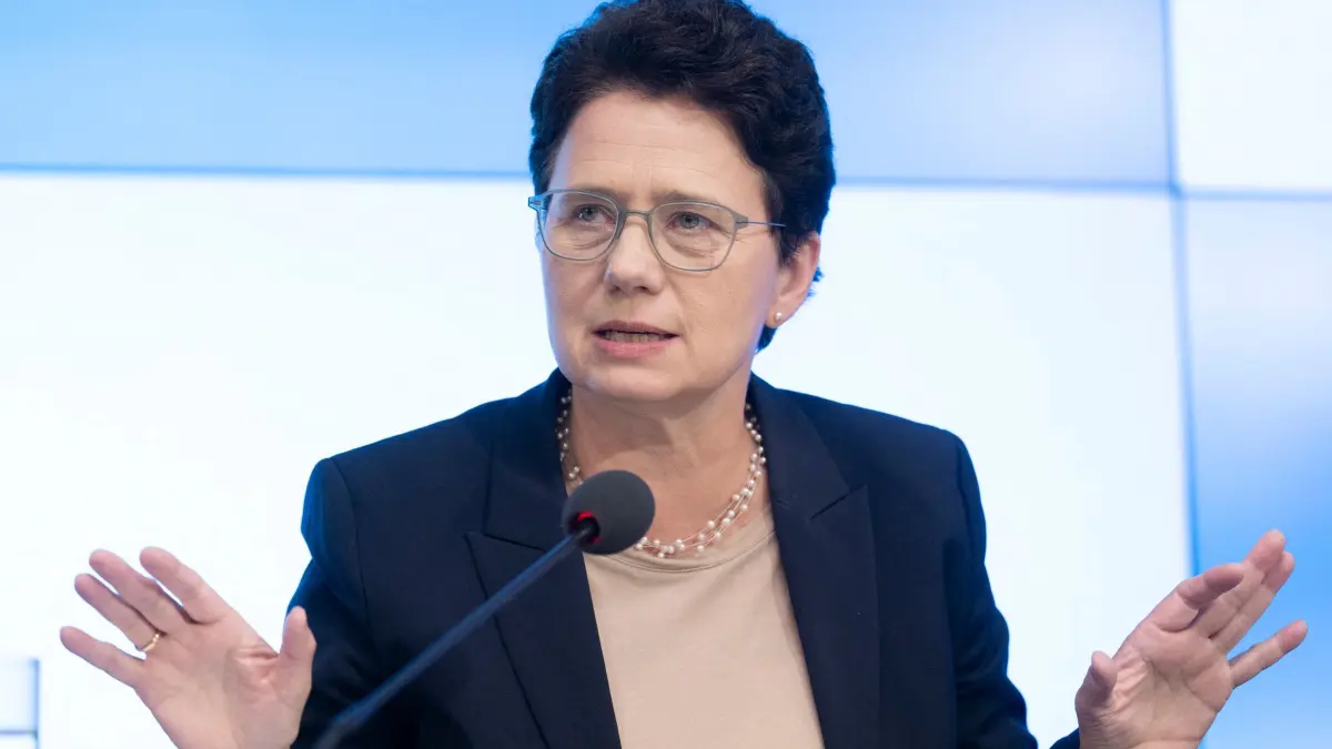 Landespressekonferenz Baden-Württemberg: 22.09.2026, Baden-Württemberg, Stuttgart: Marion Gentges (Bündnis 90/Die Grünen), Landwirtschaftsministerin von Baden-Württemberg, nimmt an einer Landespressekonferenz im Bürger- und Medienzentrum des Landtags von Baden-Württemberg teil. Foto: Marijan Murat/dpa +++ dpa-Bildfunk +++