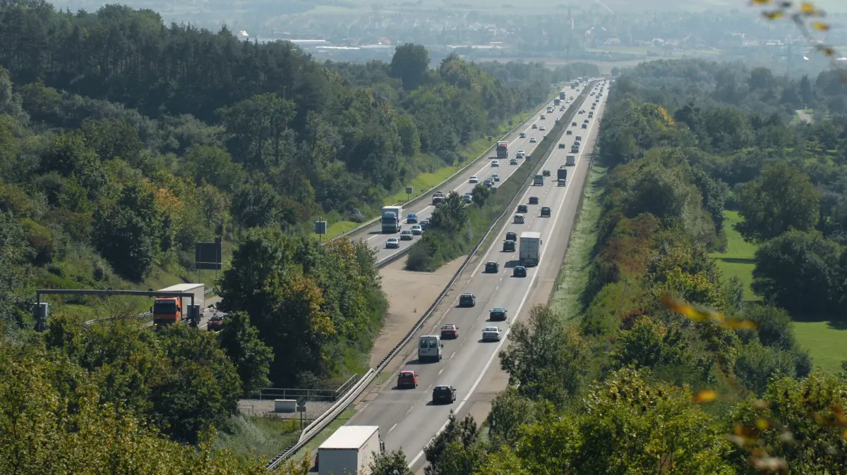 Blick auf die A 81 in Richtung Herrenberg und Rottenburg.