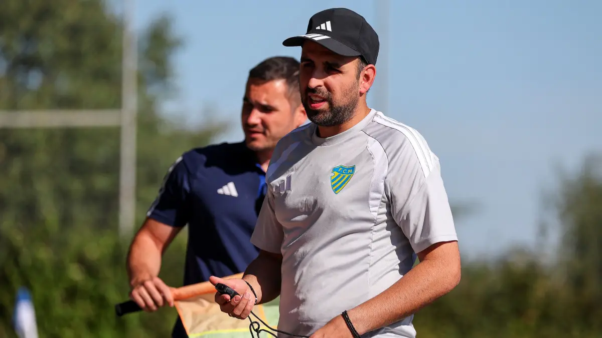 Fussball TSV Bönnigheim vs. FC Marbach : BAU // 27.09.2027, Deutschland, Bietigheim, Fussball Bezirksliga Enz/Murr
TSV Bönnigheim vs. FC Marbach, Trainer Christos Makrigiannis (FCM)