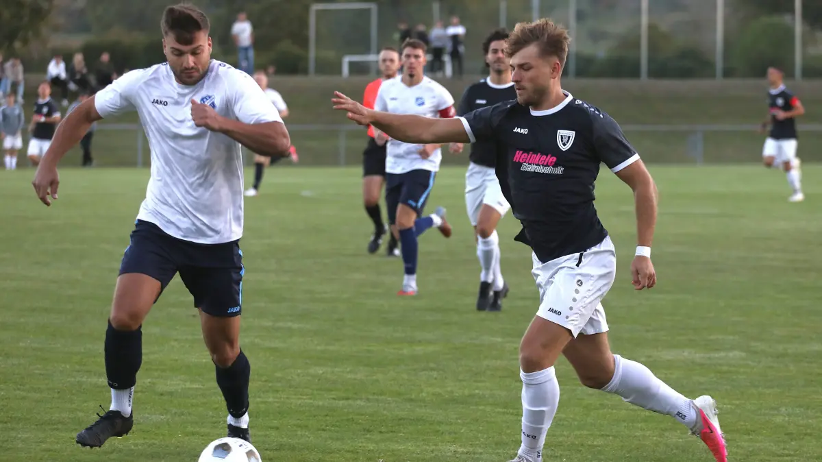Melvin Schöll, TSV Merklingen / Matthias Stahl, SpVgg Renningen