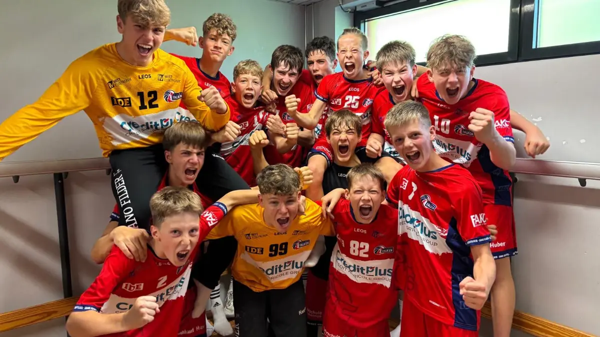So schön jubeln die C-Jugend-Handballer der JANO Filder über ihren Sieg.