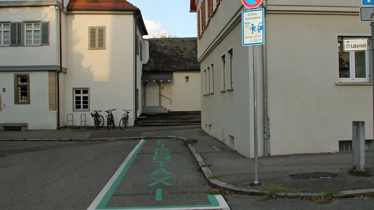 Elternhaltestelle Klosterhof