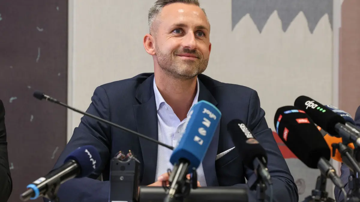 Ulrich Siegmund (AfD): Ulrich Siegmund, AfD-Fraktionsvorsitzender im Landtag von Sachsen-Anhalt, nimmt an einer Pressekonferenz nach der konstituierenden Fraktionssitzung der AfD im Landtag von Sachsen-Anhalt teil. (zu dpa: «Siegmund will im Dezember erster AfD-Ministerpräsident sein»)