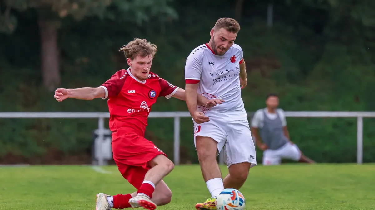 SV Fellbach, Kapitän Patrick Fossi (rechts)