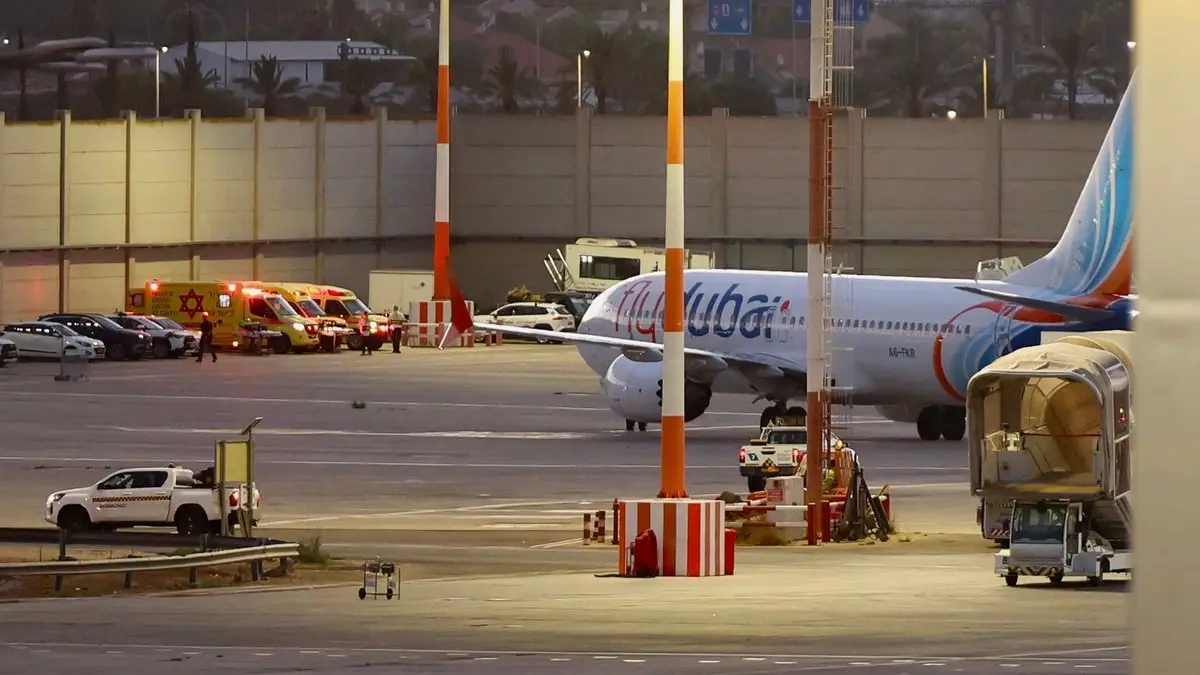 Es sind Szenen wie im Thriller, die sich in einem Flydubai-Flug abspielen. Ein Pilot sticht angeblich auf den andern ein. Passagiere berichten von Blut im Cockpit – und Panik in der Kabine.