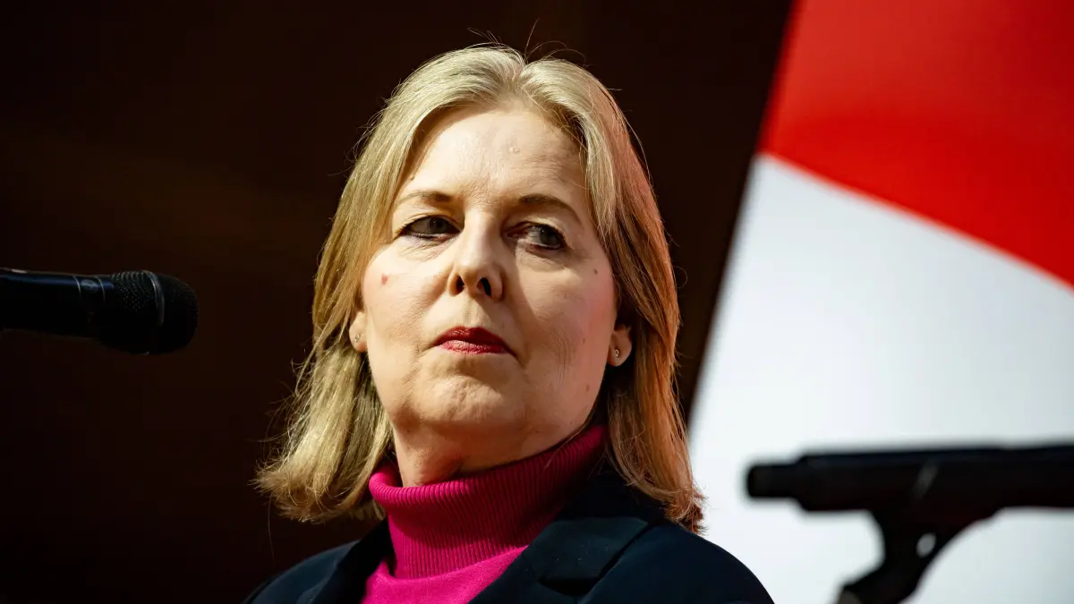 Die Union wirft Arbeitsministerin Bärbel Bas (SPD) vor, dass sie die geplanten Reformen auf dem Arbeitsmarkt auf die lange Bank schiebt.