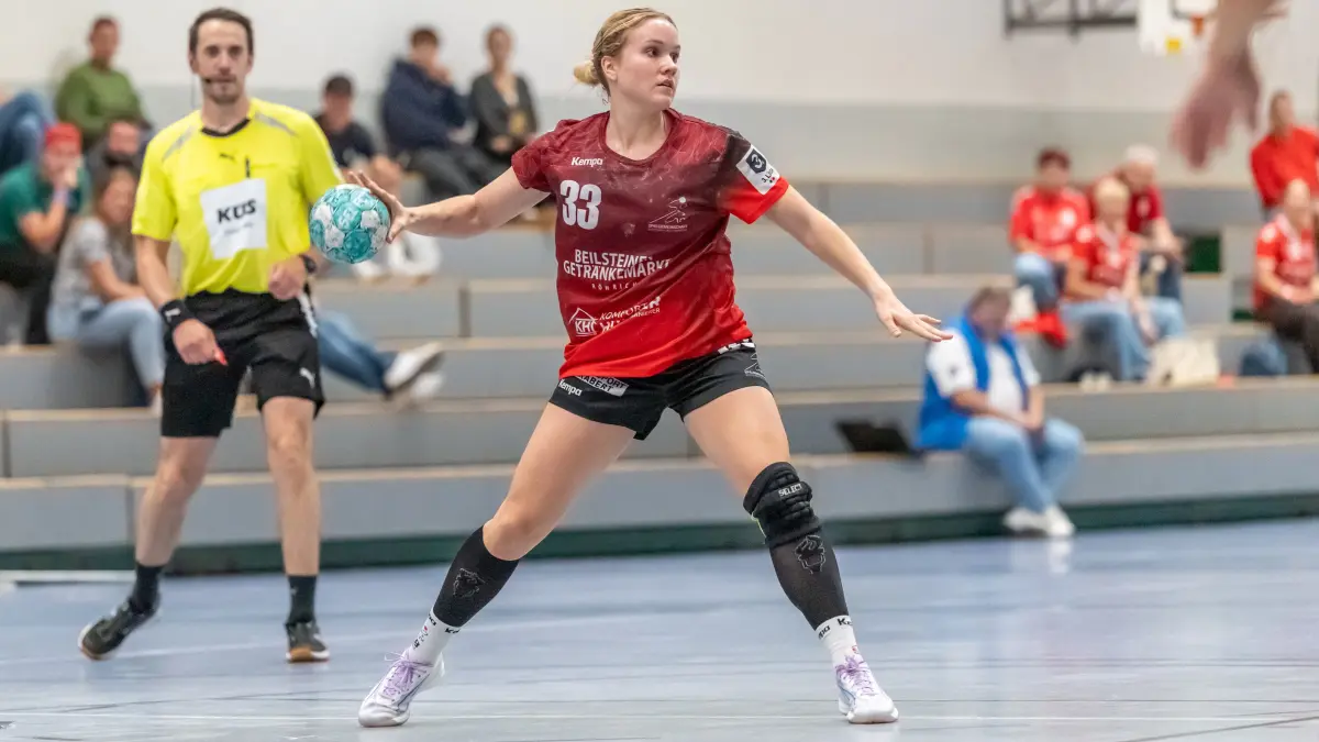 Handball 3. Liga Habo Beilstein Langhanshalle, Frauen 1 SG Schozach Bottwartal (rot ) - TSV Haunstetten (grün ), 33 Sonja Christel Foto: Andreas Essig