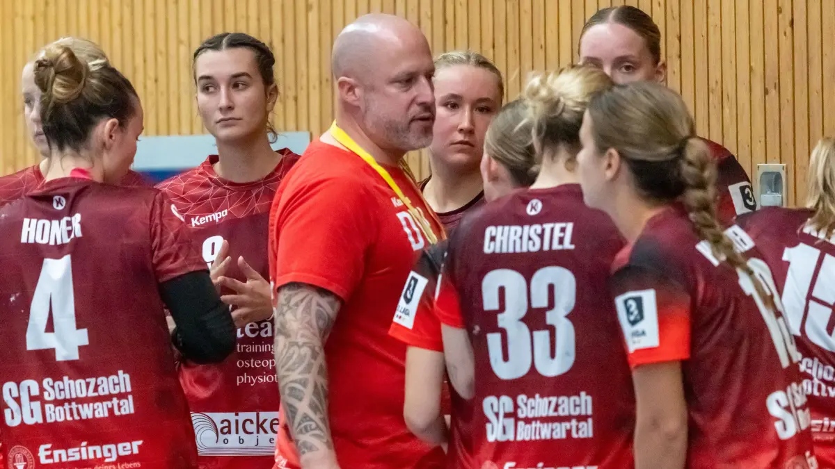 Handball 3. Liga Habo Beilstein Langhanshalle, Frauen 1 SG Schozach Bottwartal (rot ) - TSV Haunstetten (grün ), Foto: Andreas Essig