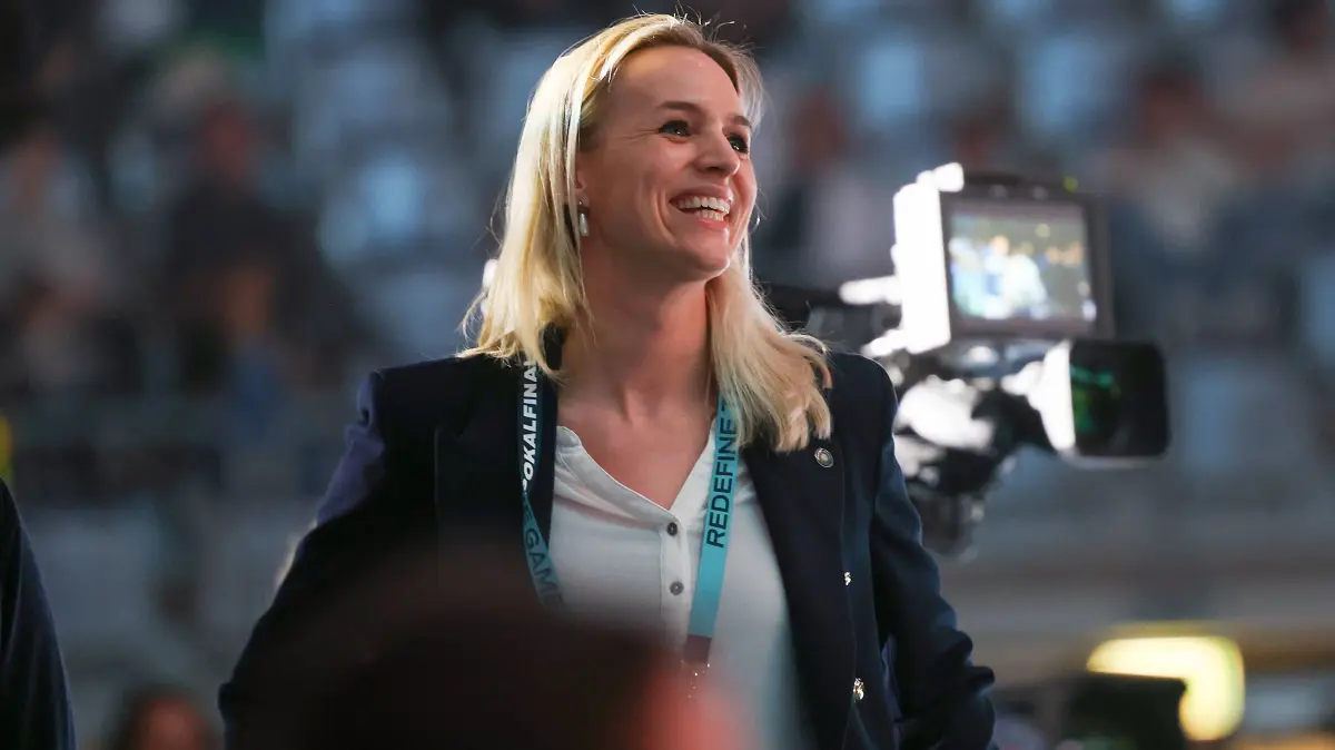 28.02.2026, Deutschland, Mannheim, Volleyball Bundesliga, Zoi DVV Pokalfinale 2026, VfB 91 Suhl vs. Allianz MTV Stuttgart, Kim Oszvald-Renkema Geschäftsführerin der Volleyball Bundesliga *** 28 02 2026, Germany, Mannheim, Volleyball Bundesliga, Zoi DVV Cup Final 2026, VfB 91 Suhl vs Allianz MTV Stuttgart, Kim Oszvald Renkema Managing Director of the Volleyball Bundesliga