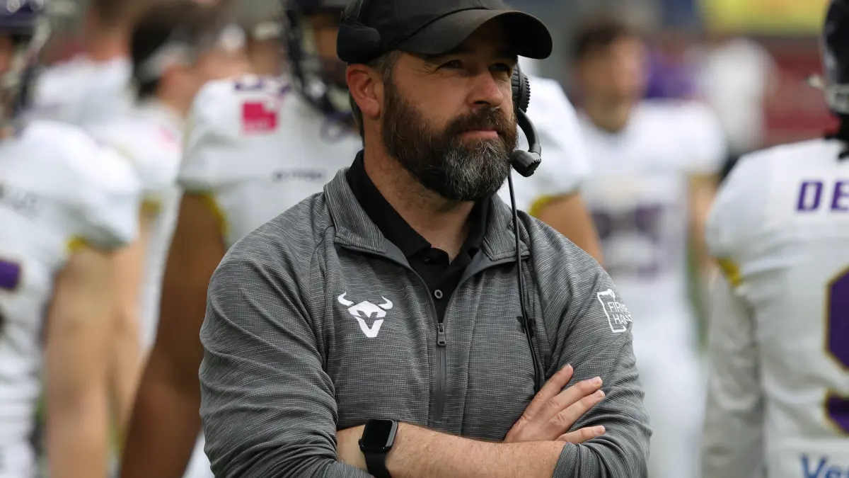 Jordan Neuman Vienna Vikings, Offensive Coordinator, Rhein Fire vs Vienna Vikings, American Football, AFLE, American Football League Europe, Season 2026, Week 9, 18.07.2026, Photo: Foot Bowl/Klaus Sack Duisburg Schauinsland-Reisen-Arena Deutschland Copyright: xFootxBowl/KlausxSackx