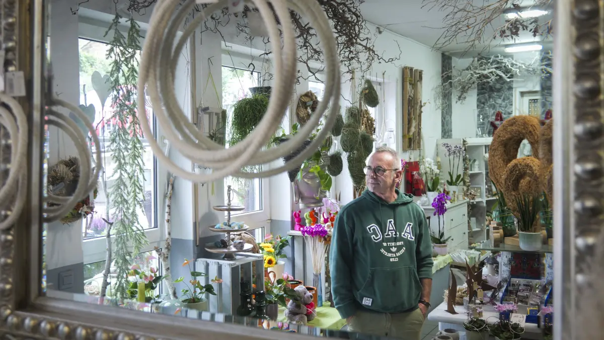 Blumen: Hemmingen - Rolf Baumgärtner schließt zum 30. November in Hemmingen seinen Blumenladen.
