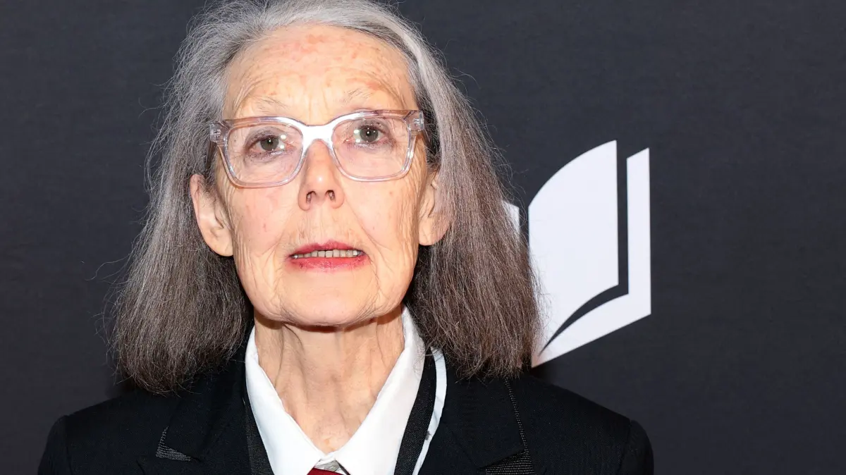 SWEDEN-NOBEL-AWARD-LITERATURE: (ALTERNATIVE CROP) - Canadian writer Anne Carson attends the 75th National Book Awards at Cipriani Wall Street on November 20, 2024 in New York City. The Nobel Prize in Literature was awarded to Canadian poet Anne Carson, an essayist and classicist who brings a modern twist to mysticism and antiquity in her writings about love, desire and despair. The 76-year-old was honoured "for her bold and inventive oeuvre that, in playful dialogue with the classical tradition, has created new forms for contemporary literature," the Swedish Academy said. (Photo by Dimitrios Kambouris / GETTY IMAGES NORTH AMERICA / AFP)
