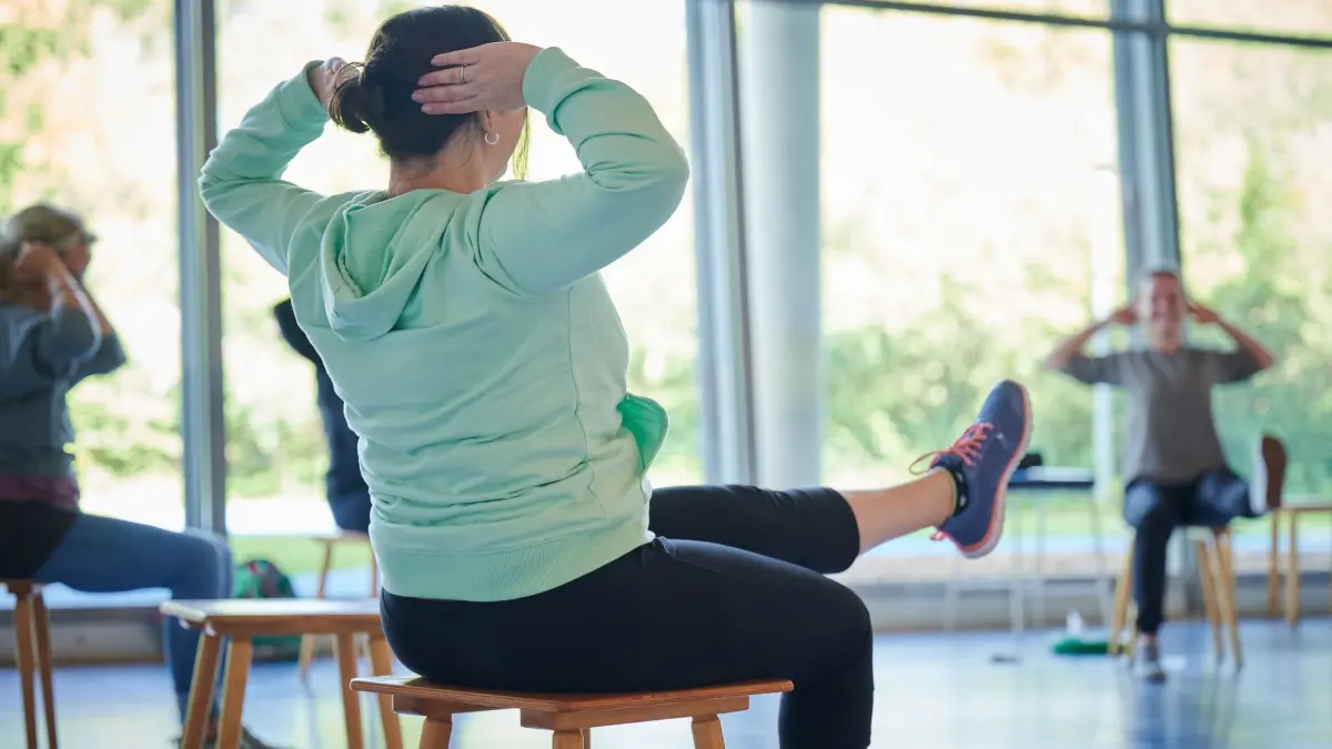 Sport in einer Reha: Eine onkologische Reha kann beim Umgang mit psychischen und körperlichen Folgen unterstützen. (zu dpa: «Krebstherapie überstanden - jetzt in die Reha?»)