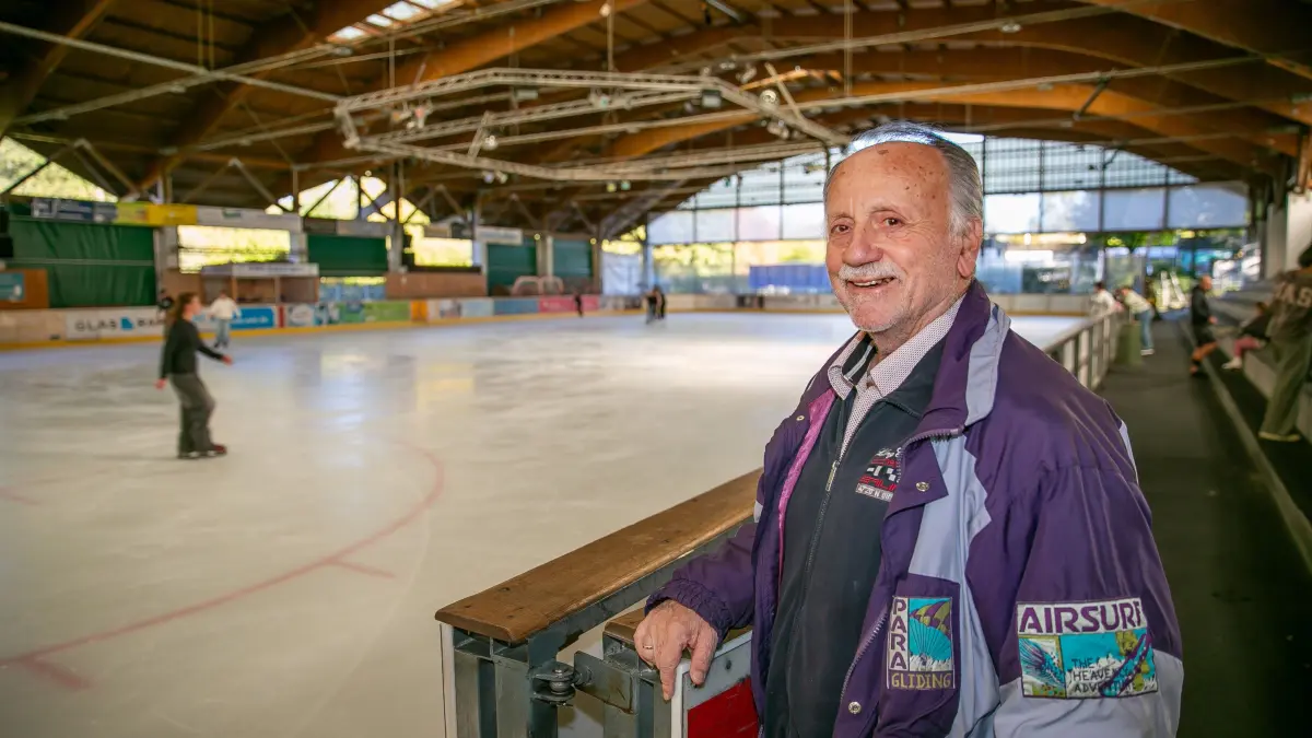 foto: Roberto Bulgrin
12. 10. 2026
Esslingen, Eisbahn hat wieder geoeffnet