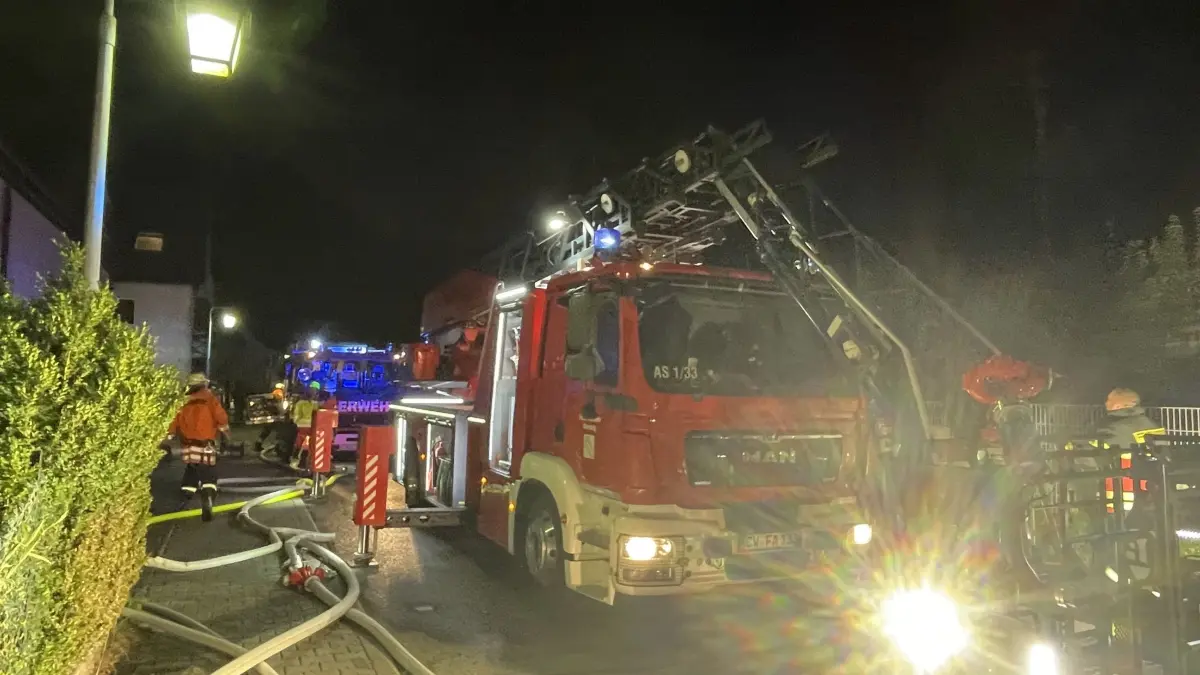 Drehleiter am Einsatzort Bild Markus Fritsch Kreisfeuerwehrverband Calw e.V.