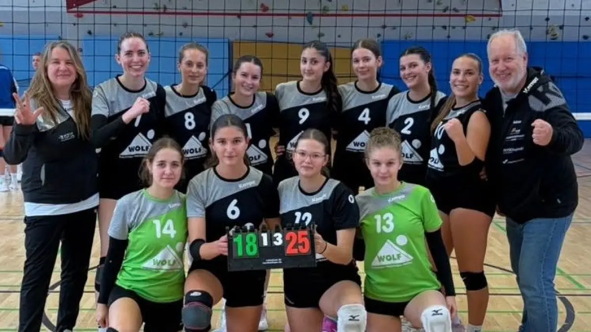 Die SpVgg Holzgerlingen feiern einen ungefährdeten 3:1-Erfolg.