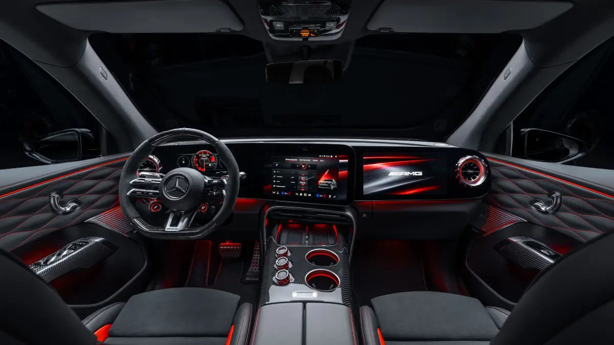 Der neue Mercedes-AMG GT SUV, Affalterbach, 2026.
Mercedes-AMG GT 55 SUV | Energieverbrauch kombiniert 23,8-21,2 kWh/100 km | CO2 Emissionen kombiniert 0 g/km | CO2-Klasse: A
The all-new Mercedes-AMG GT SUV, Affalterbach, 2026.
Mercedes-AMG GT 55 SUV | Combined energy consumption 23.8-21.2 kWh/100 km | Combined CO₂ emissions 0 g/km | CO₂ class: A